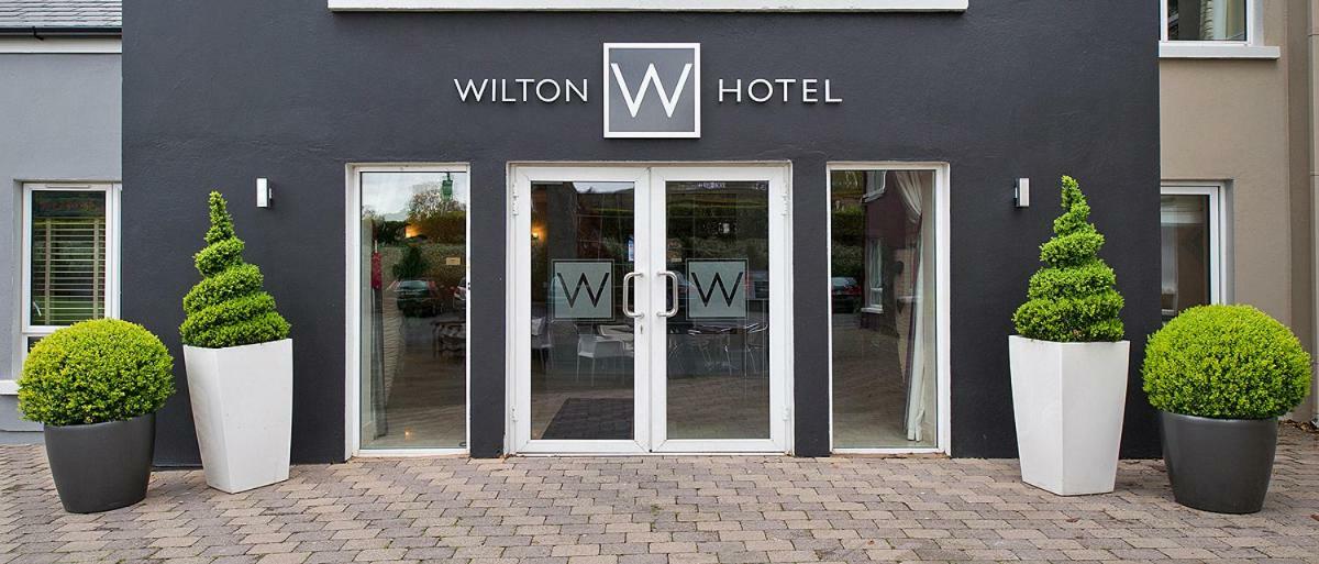 Wilton Hotel Bray Exterior photo